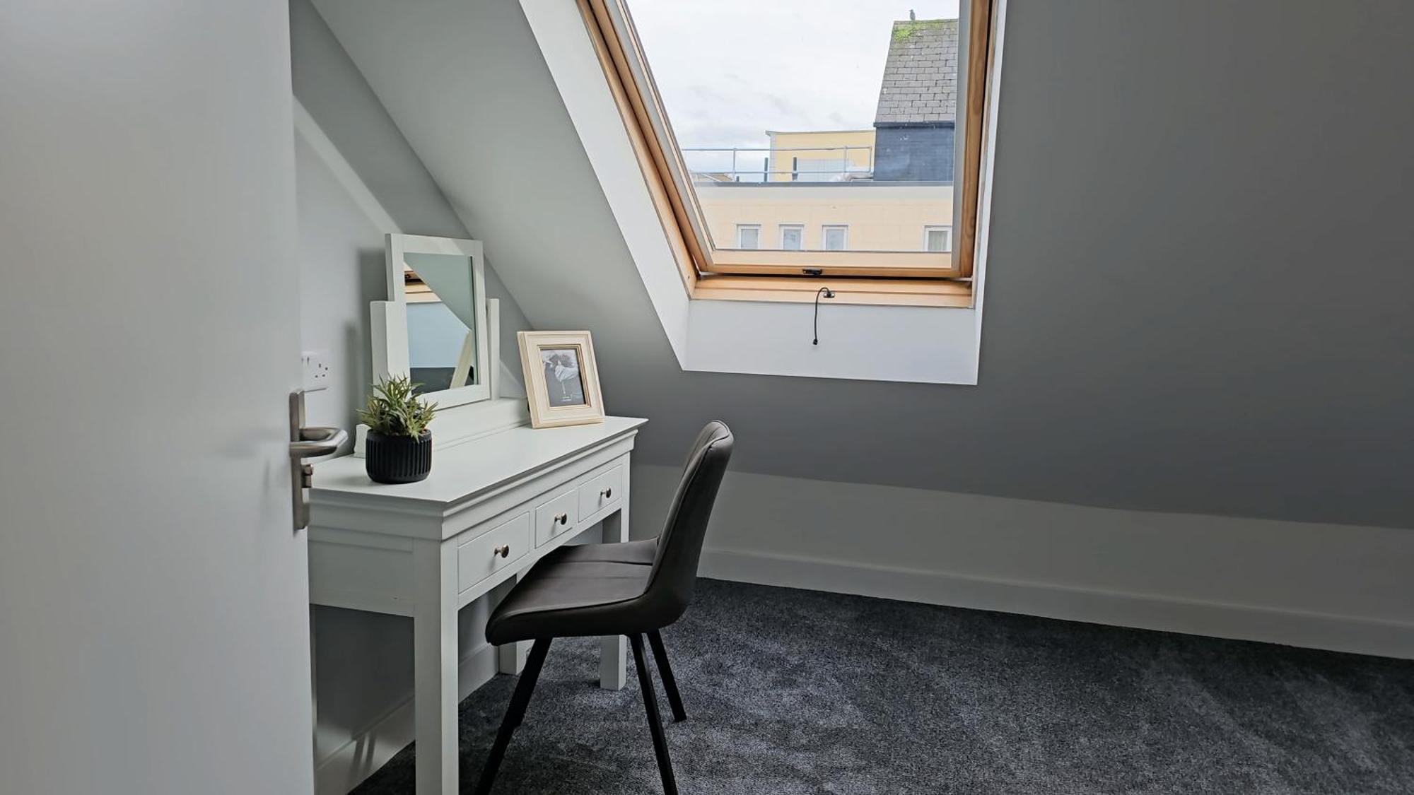 Madison House Aparthotel Galway Exterior photo